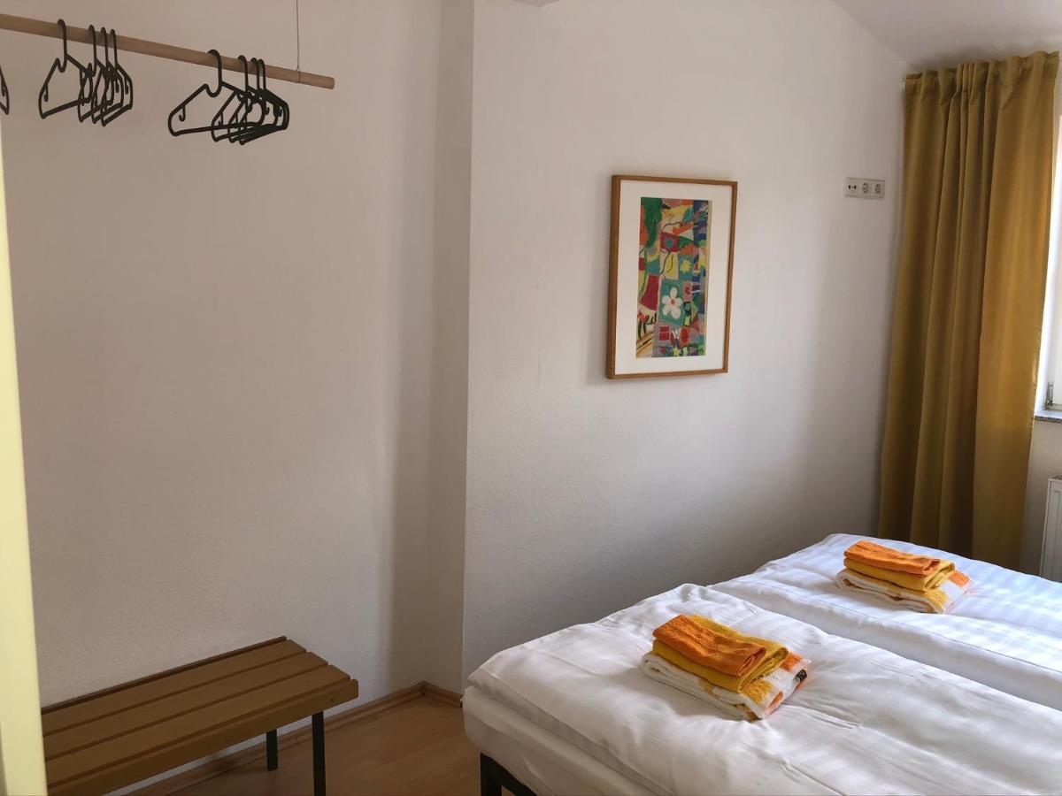 Apartment Zentraler Geht Es Kaum - In Koeniglicher Nachbarschaft!